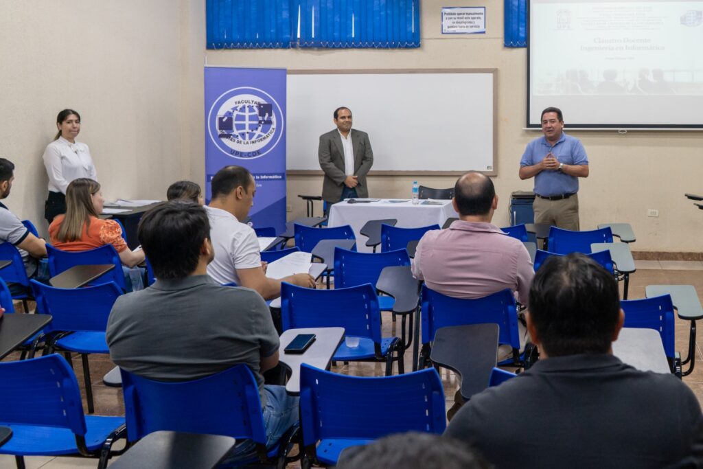 Construyendo el Futuro Tecnológico: Primer Claustro Semestral de Ingeniería en Informática en UPE Ciudad del Este