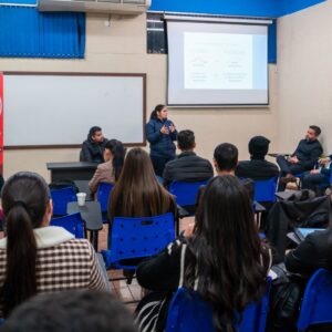 Charla Especializada sobre Manejo de Estrés y Ansiedad para la Facultad de Ciencias Jurídicas, Políticas y Sociales de la UPE Ciudad del Este