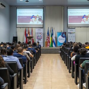 La UPE CDE realiza exitosa charla sobre prevención del cáncer de mama en el marco de la campaña Octubre Rosa