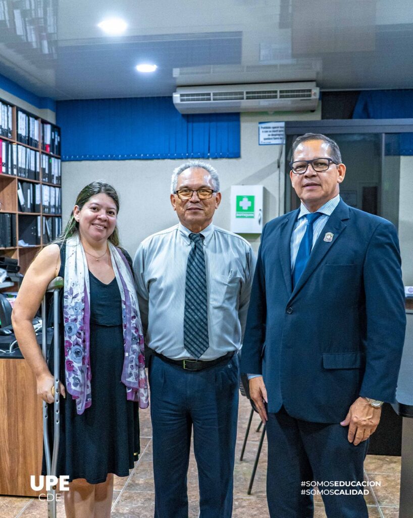 Reunión en la Facultad de Ciencias Políticas, Jurídicas y Sociales de la Universidad Privada del Este – Filial Ciudad del Este
