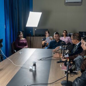 Oratoria: técnicas discursivas en práctica académica en Radio UPE CDE
