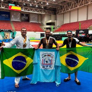 UPE CDE celebra los logros de sus atletas en el Campeonato Nacional de Jiu Jitsu