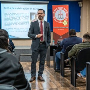 Facultad de Ciencias Jurídicas, Políticas y Sociales realiza charla–taller sobre el rol del abogado en el sistema jurídico y la sociedad