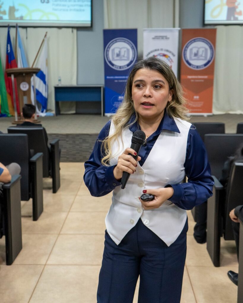 Semana del Administrador e Ingeniería Comercial – Día 3 en la UPE CDE