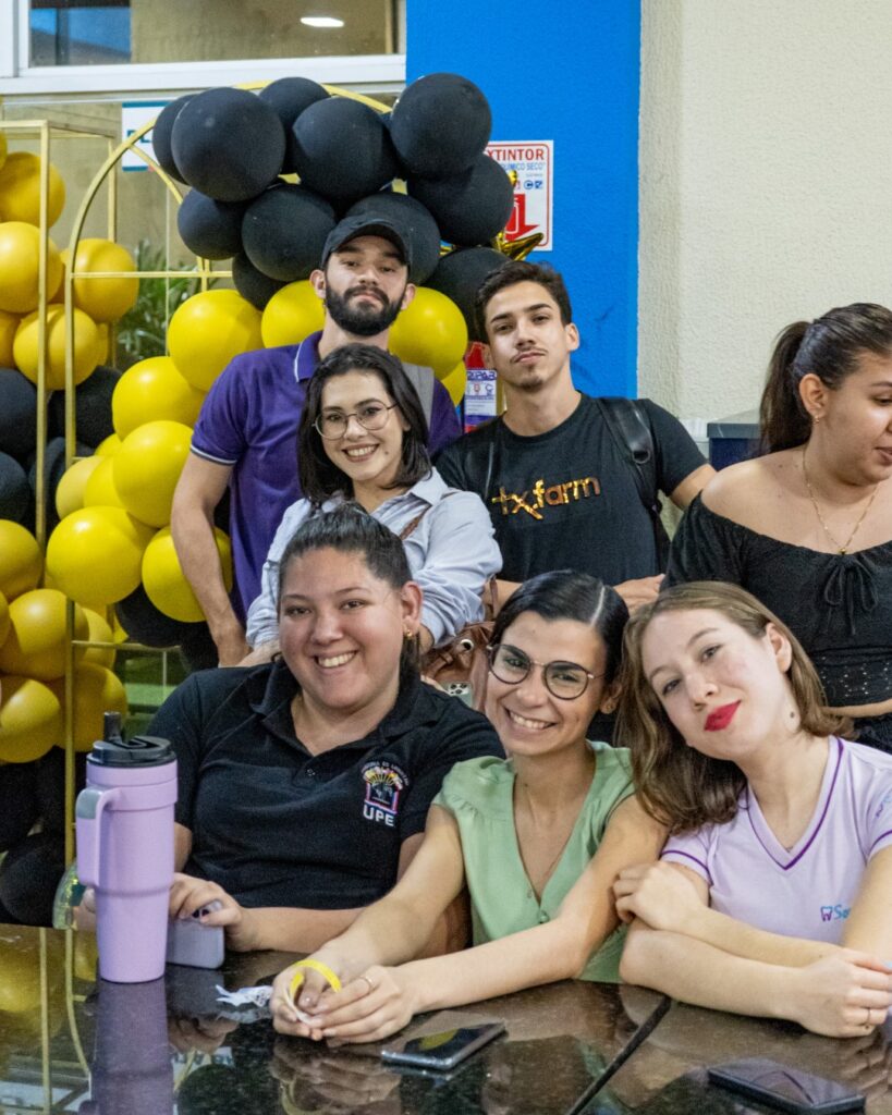 La UPE CDE promueve la salud mental en las carreras nocturnas en el marco de la campaña Septiembre Amarillo